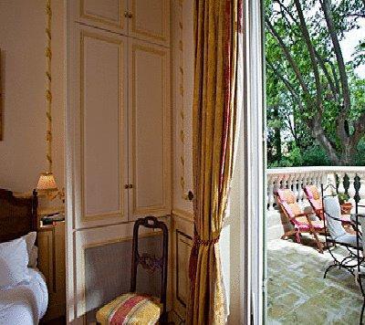 Hotel Les Frenes Avignon
